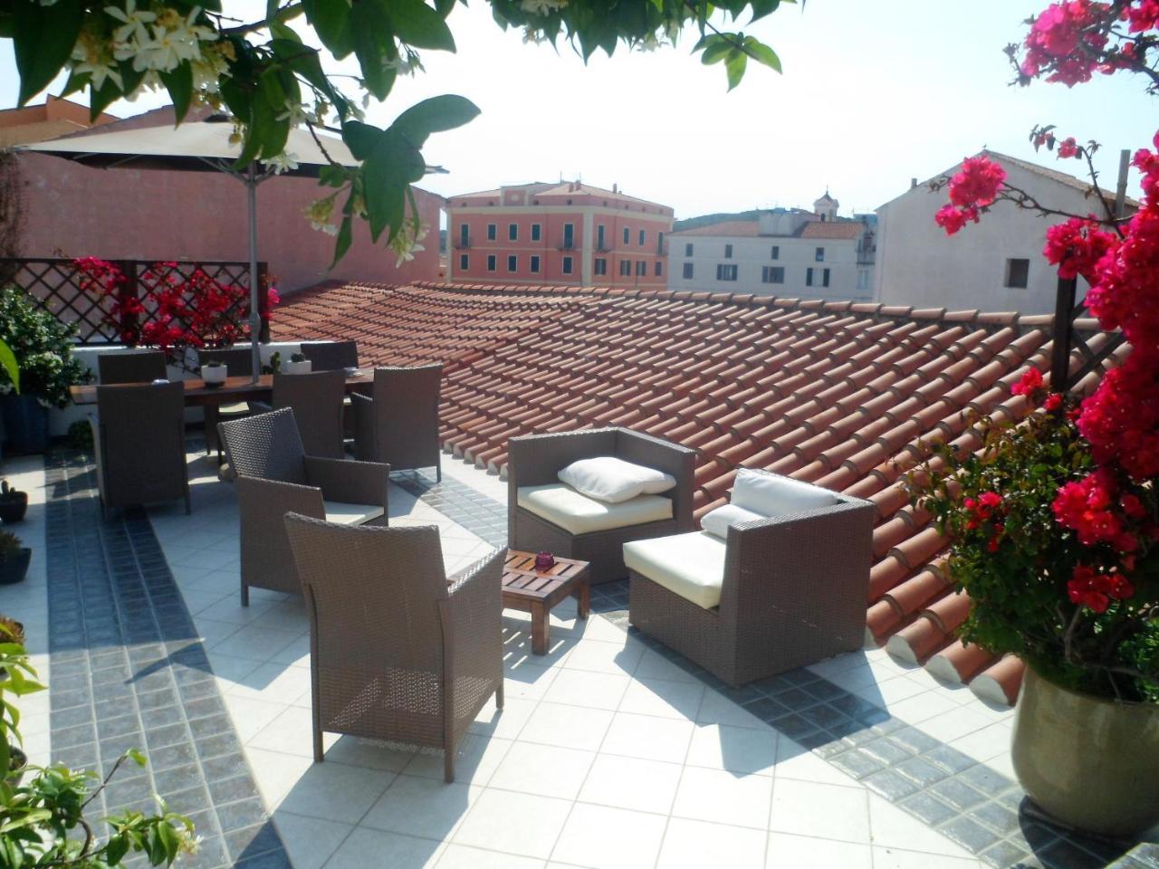 B&B Domus De Janas ซานตา เตเรซา กัลลูรา ภายนอก รูปภาพ